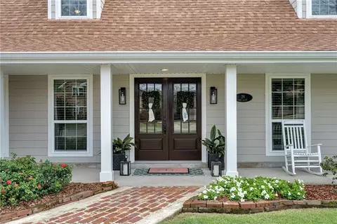 Exterior - 39 E Levert Dr, Luling, LA 70070 photo 3 of 8