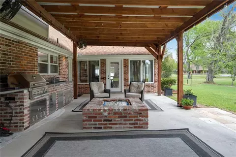 Exterior - 39 E Levert Dr, Luling, LA 70070 photo 7 of 8