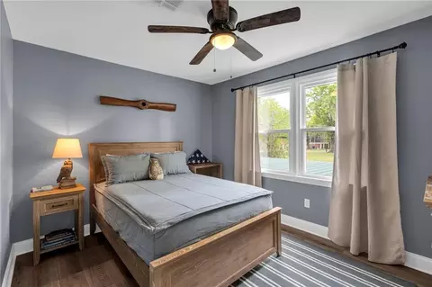 Bedroom - 39 E Levert Dr, Luling, LA 70070 photo 6 of 8