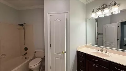 Bath - 1113 Clipper Dr, Slidell, LA 70458 photo 4 of 4