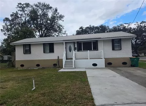 8817 25th St, Metairie, LA 70003