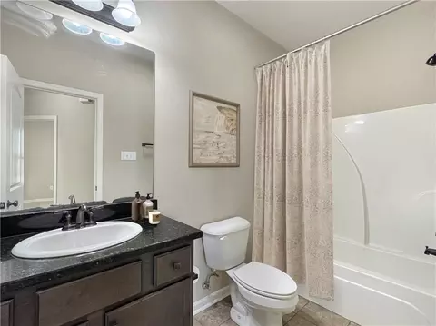 Bath - 688 Fairfield Loop, Slidell, LA 70458 photo 3 of 3