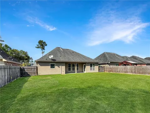 Exterior - 688 Fairfield Loop, Slidell, LA 70458 photo 3 of 4