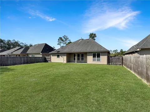 Exterior - 688 Fairfield Loop, Slidell, LA 70458 photo 4 of 4