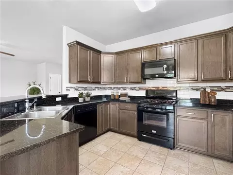 Kitchen - 688 Fairfield Loop, Slidell, LA 70458 photo 3 of 3