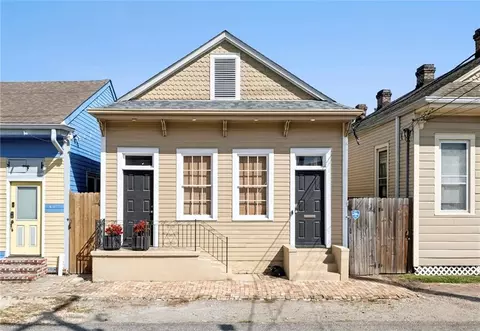 3809 Annunciation St, New Orleans, LA 70115