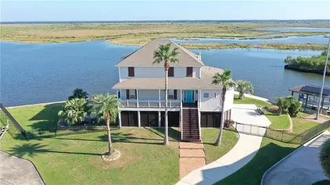 520 Carr Dr, Slidell, LA 70458