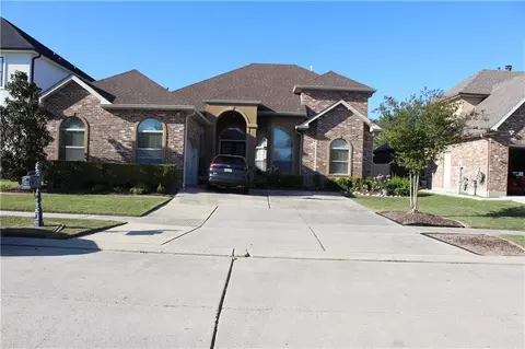 216 Bayou Gentilly Ln, Kenner, LA 70065