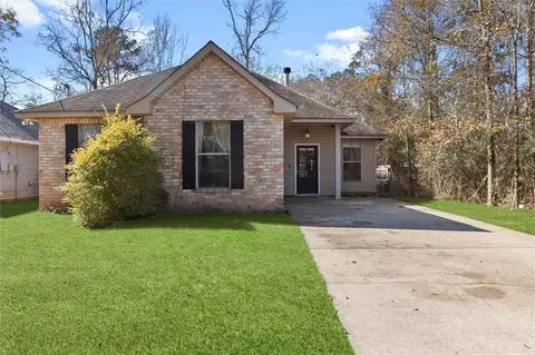 938 Norval St, Mandeville, LA 70448