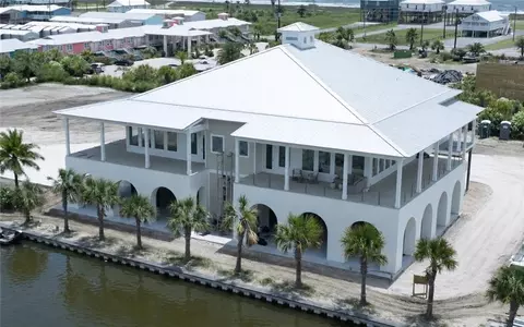 1899 Highway 1 Hwy #41A, Grand Isle, LA 70358