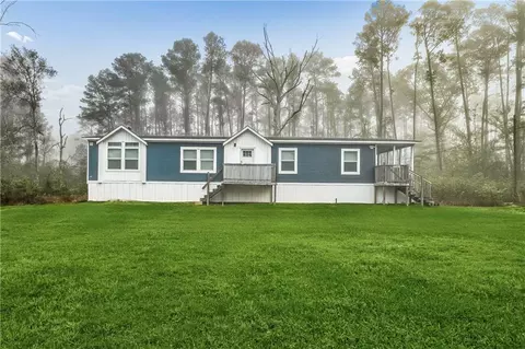 27125 Lakeview Dr, Holden, LA 70744