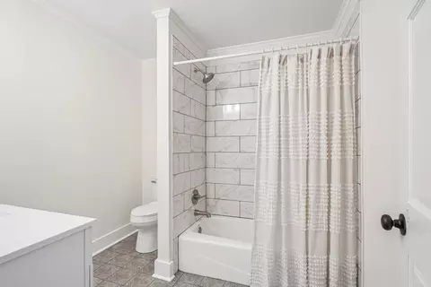 Bath - 9 Glen Loop, Covington, LA 70435 photo 5 of 6