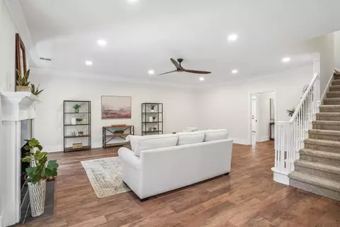 Living - 9 Glen Loop, Covington, LA 70435 photo 3 of 4
