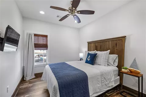 Bedroom - 31445 Barbara Dr, Springfield, LA 70462 photo 2 of 6