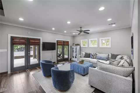 Living - 31445 Barbara Dr, Springfield, LA 70462 photo 3 of 5