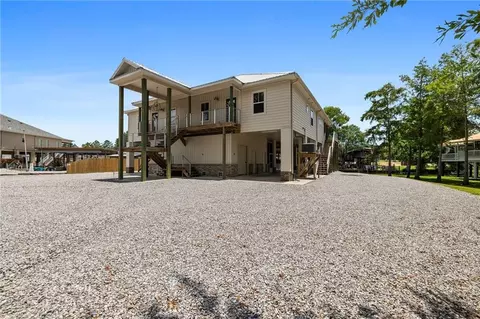 Exterior - 31445 Barbara Dr, Springfield, LA 70462 photo 12 of 15