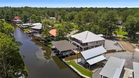 View/Area - 31445 Barbara Dr, Springfield, LA 70462 photo 2 of 4