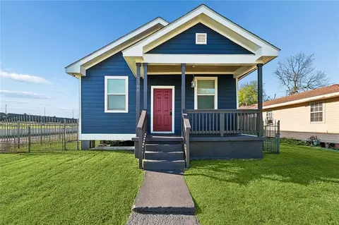 2780 Sage St, New Orleans, LA 70122