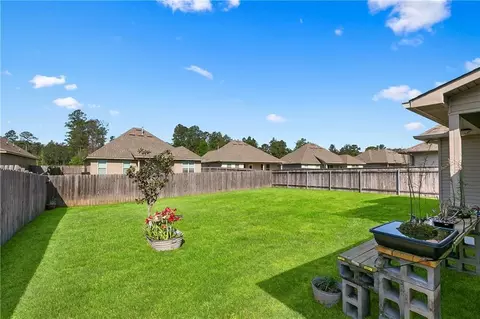 Exterior - 1028 E Creek Ct, Covington, LA 70435 photo 3 of 4
