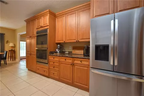 Kitchen - 105 Mayers Trace Trce, Slidell, LA 70460 photo 2 of 3