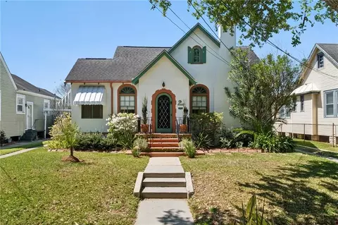 4630 Eastern St, New Orleans, LA 70122