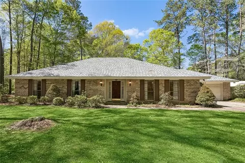 73047 Oak Creek Ln, Covington, LA 70435