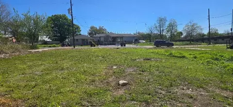 1610 Deslonde St, New Orleans, LA 70117