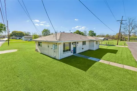 Exterior - 5908 3rd St, Violet, LA 70092 photo 2 of 3