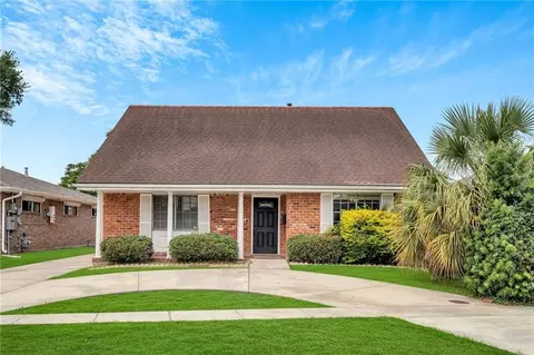 3616 Lake Villa Dr, Metairie, LA 70002