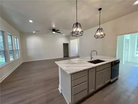 Living - 69206 4th Ave, Covington, LA 70433 photo 3 of 5