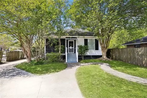 2442 Brentwood Dr, Baton Rouge, LA 70809