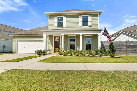 2033 Prestwood Ln, Covington, LA 70433