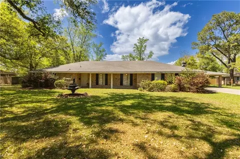 2233 Bayou Ln, Slidell, LA 70458