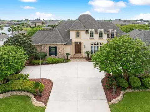 172 Islander Dr, Slidell, LA 70458