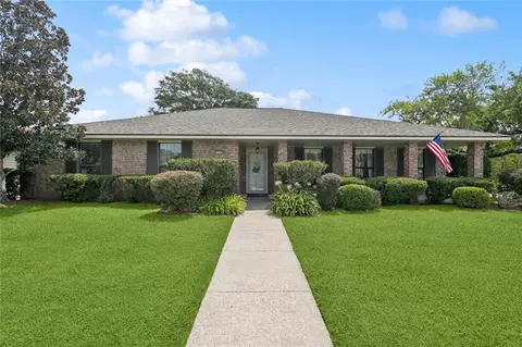 814 Freedom Ln, Slidell, LA 70458