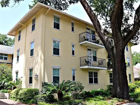 7444 St Charles Ave #303, New Orleans, LA 70118