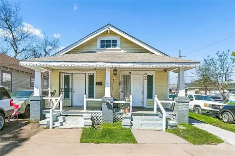 2540 42 Mistletoe St, New Orleans, LA 70118