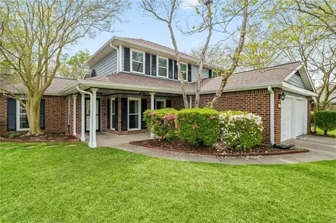 102 Circlewood Ct, Slidell, LA 70461