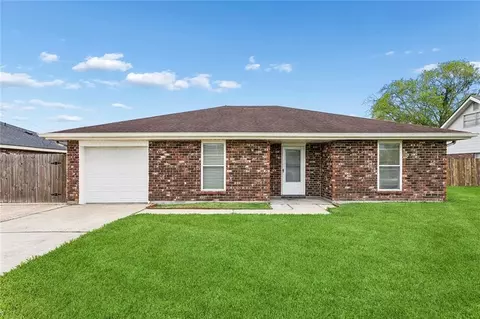 5336 Ehret Rd, Marrero, LA 70072