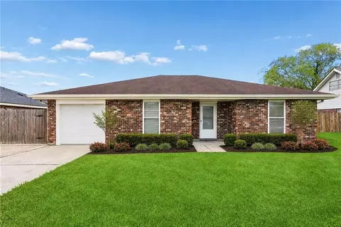 5336 Ehret Rd, Marrero, LA 70072