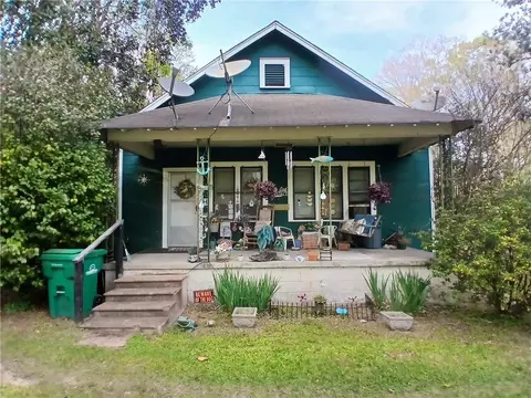 1241 W 9th St, Bogalusa, LA 70427
