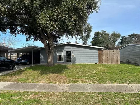 427 Bluebonnet St, Terrytown, LA 70056