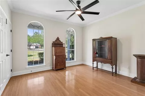 Living - 71466 Parc Wood Dr, Covington, LA 70433 photo 5 of 7
