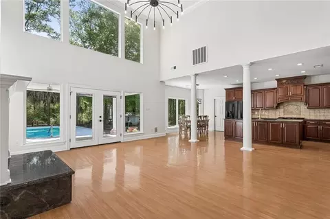 Living - 71466 Parc Wood Dr, Covington, LA 70433 photo 3 of 7