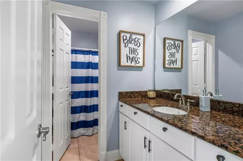 Bath - 2273 Sunset Blvd, Slidell, LA 70461 photo 2 of 3