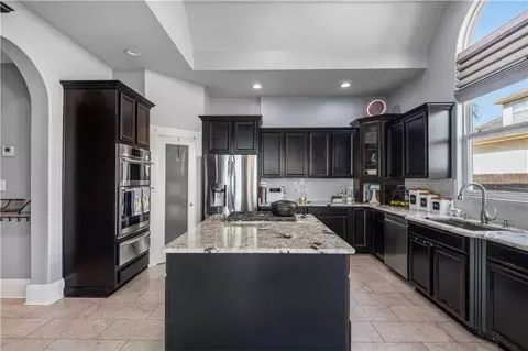 Kitchen - 2273 Sunset Blvd, Slidell, LA 70461 photo 1 of 3
