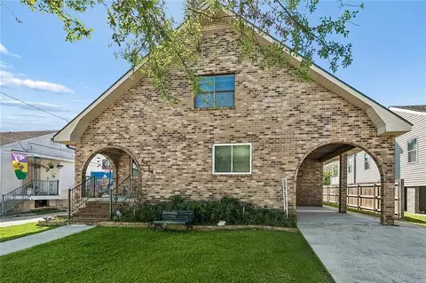 6214 Cameron Blvd, New Orleans, LA 70122