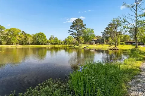 11180 Wardline Rd, Hammond, LA 70401