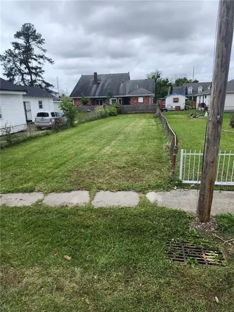 1615 Oconnor St, Gretna, LA 70053