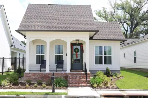 126 Royal Oak Blvd, Thibodaux, LA 70301